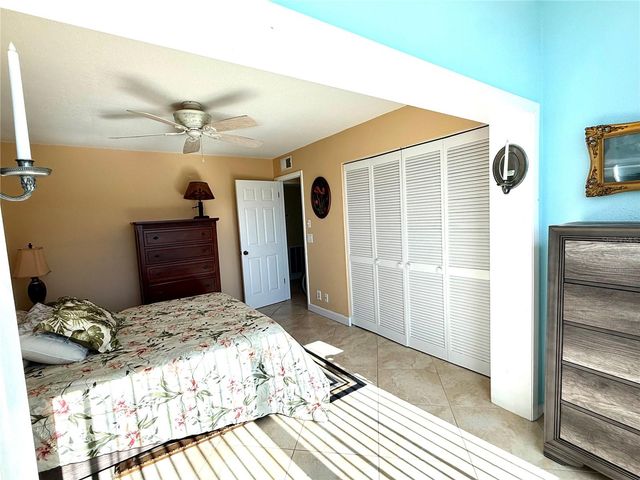 423 MARINER DRIVE 423, Tarpon Springs, FL 34689