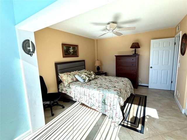 423 MARINER DRIVE 423, Tarpon Springs, FL 34689