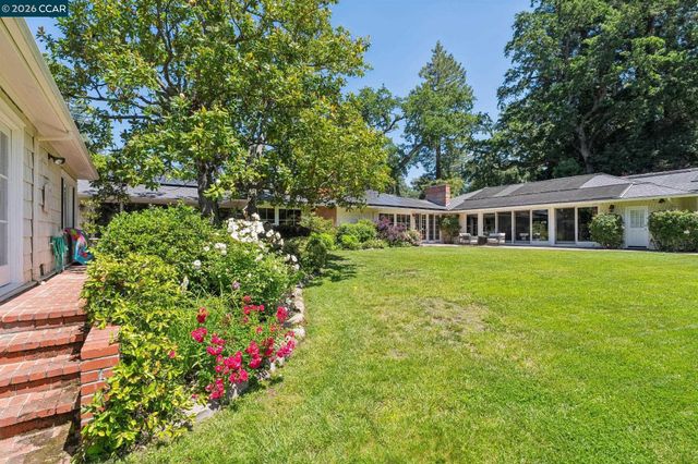 1720 Alameda Diablo, Diablo, CA 94528