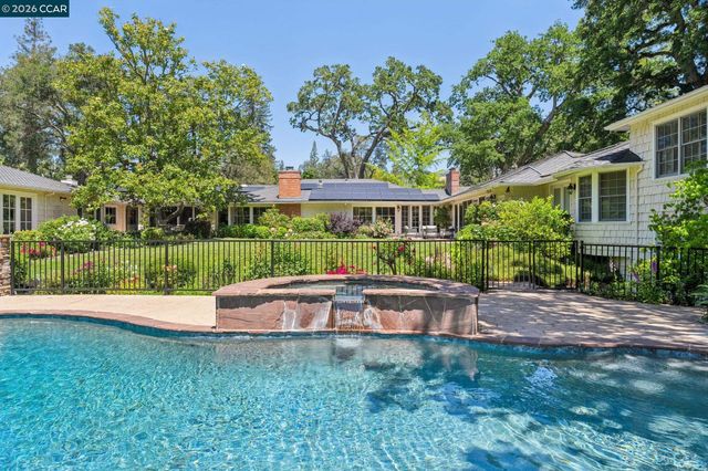 1720 Alameda Diablo, Diablo, CA 94528