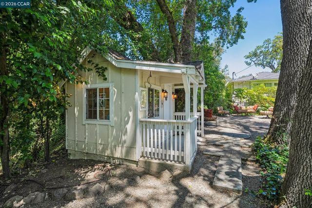 1720 Alameda Diablo, Diablo, CA 94528