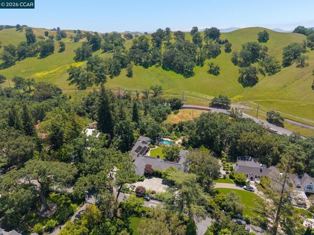 1720 Alameda Diablo, Diablo, CA 94528