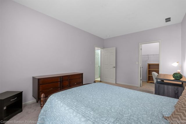 21105 Chesapeake Circle 243, Commerce Charter Township, MI 48390