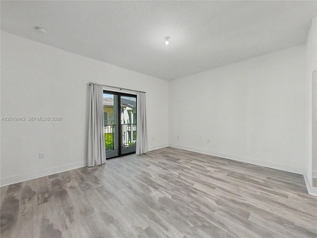 4527 NW 83rd Path, Doral, FL 33166
