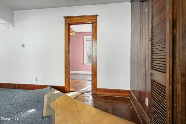 917 Hazelwood Avenue, Schenectady, NY 12306