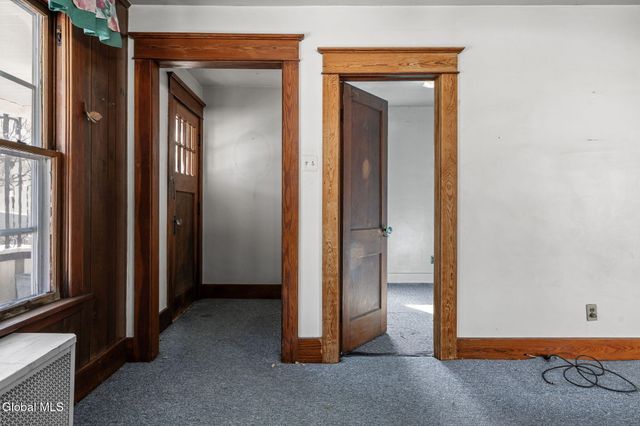 917 Hazelwood Avenue, Schenectady, NY 12306