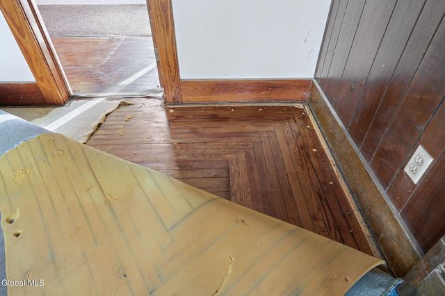 917 Hazelwood Avenue, Schenectady, NY 12306