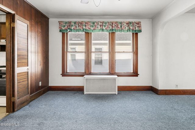 917 Hazelwood Avenue, Schenectady, NY 12306