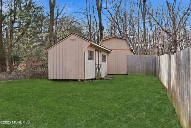 25 Henry Street, East Brunswick, NJ 08816