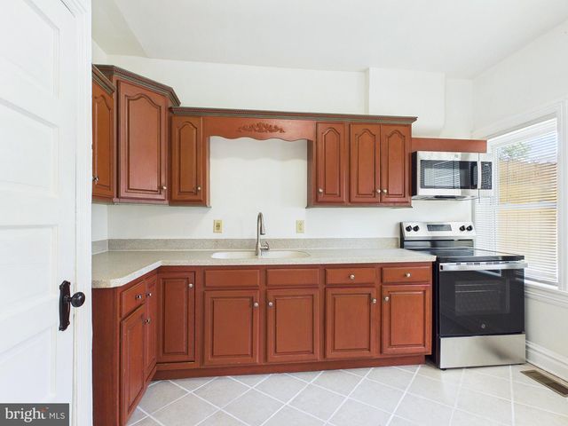 2619 N 5TH ST, Harrisburg, PA 17110