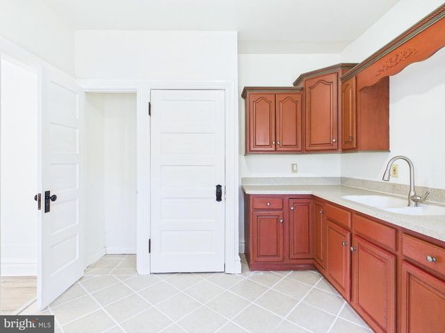 2619 N 5TH ST, Harrisburg, PA 17110