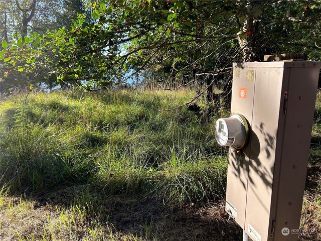 809 W Herron Boulevard NW, Lakebay, WA 98349