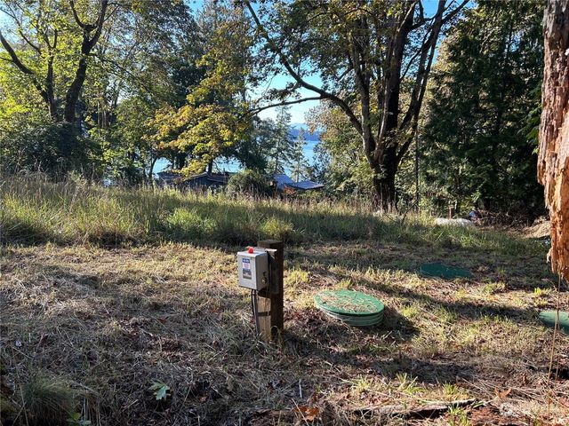 809 W Herron Boulevard NW, Lakebay, WA 98349