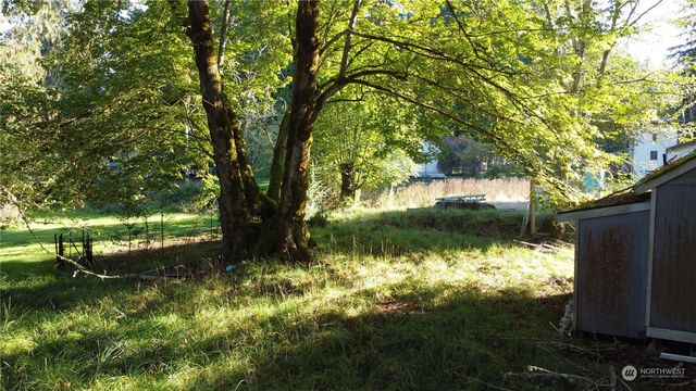 809 W Herron Boulevard NW, Lakebay, WA 98349