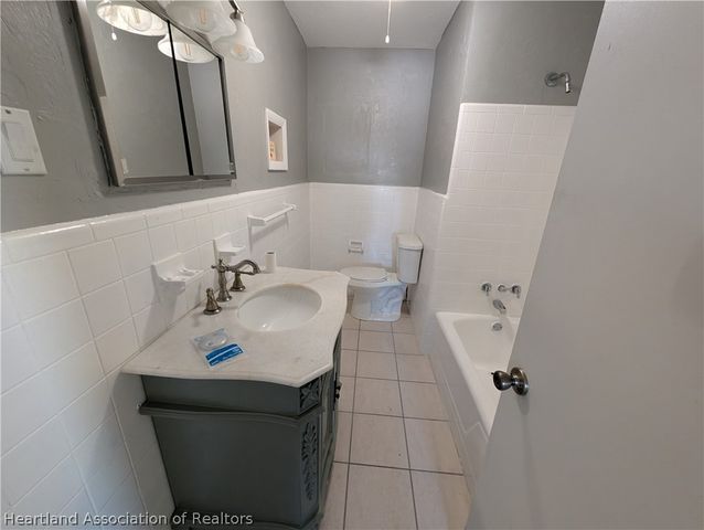 1103 Bellevue Avenue, Sebring, FL 33870