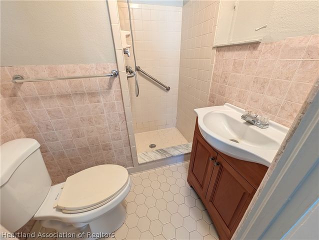 1103 Bellevue Avenue, Sebring, FL 33870