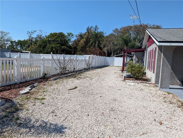 1103 Bellevue Avenue, Sebring, FL 33870