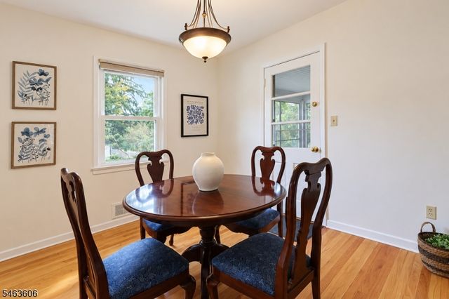 5 Surrey Ln, Madison Boro, NJ 07940