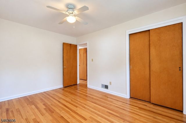 5 Surrey Ln, Madison Boro, NJ 07940