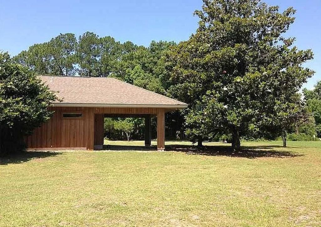 Image 31 of property listing at 2922 RUSTWOOD LANE, Eustis, FL 32726