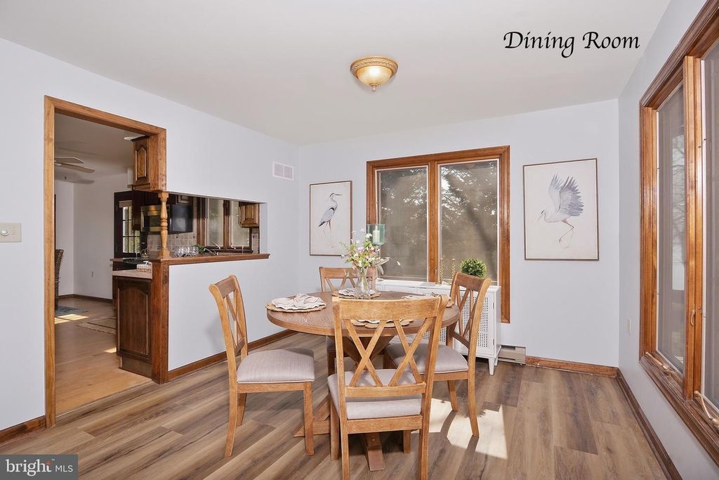 Image 13 of property listing at 19 TOWER RD, Chesapeake City, MD 21915