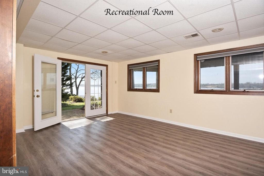 Image 38 of property listing at 19 TOWER RD, Chesapeake City, MD 21915