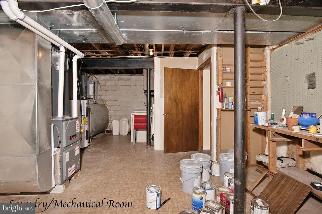 Image 43 of property listing at 19 TOWER RD, Chesapeake City, MD 21915