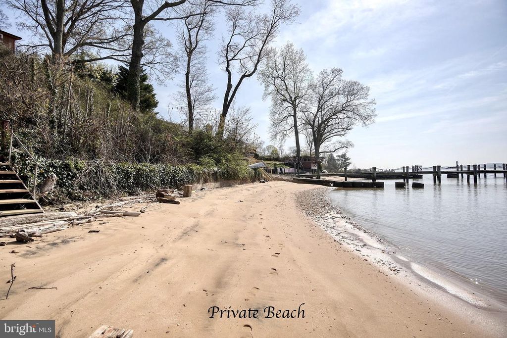 Image 49 of property listing at 19 TOWER RD, Chesapeake City, MD 21915