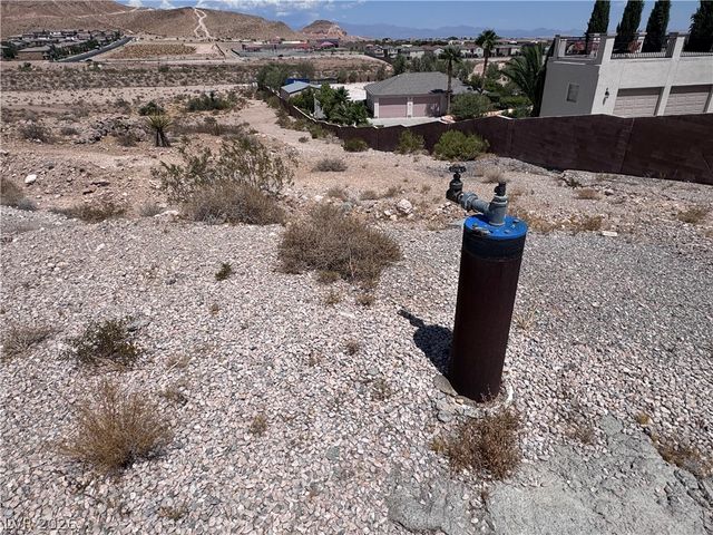 Pebble. Rd, Las Vegas, NV 89178