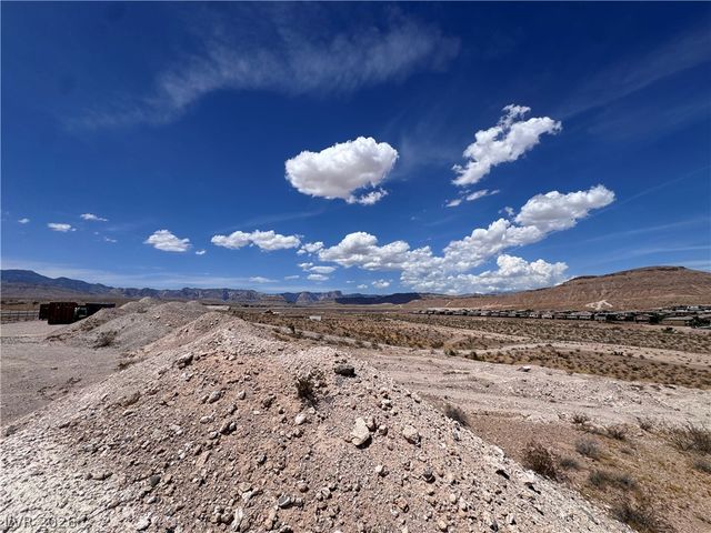 Pebble. Rd, Las Vegas, NV 89178