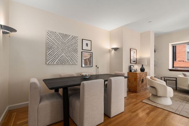 2 Clarendon St 302, Boston, MA 02116