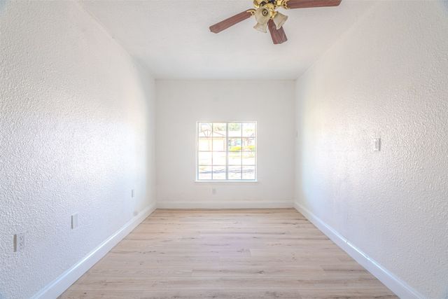 1022 Shenandoah Drive, Arlington, TX 76014