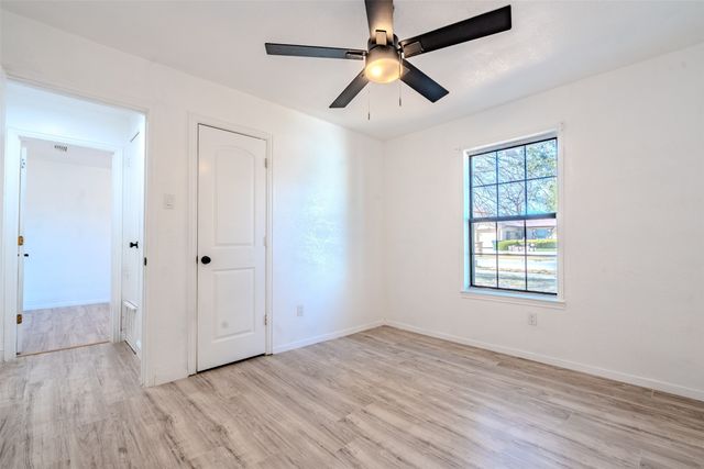 1022 Shenandoah Drive, Arlington, TX 76014