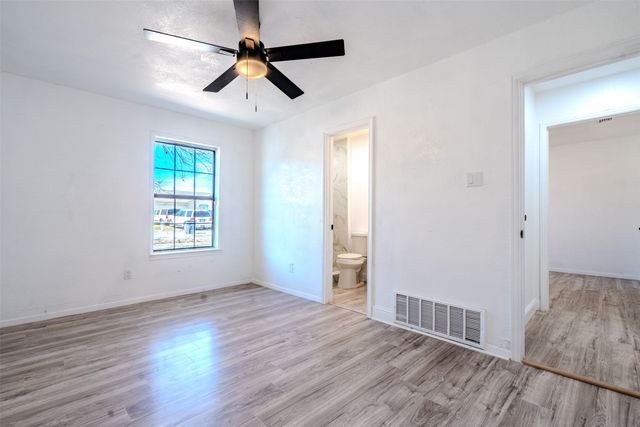 1022 Shenandoah Drive, Arlington, TX 76014