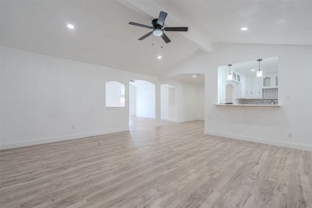 1022 Shenandoah Drive, Arlington, TX 76014