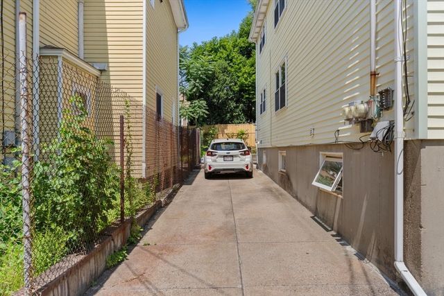 57 Newbury St. 2, Somerville, MA 02144
