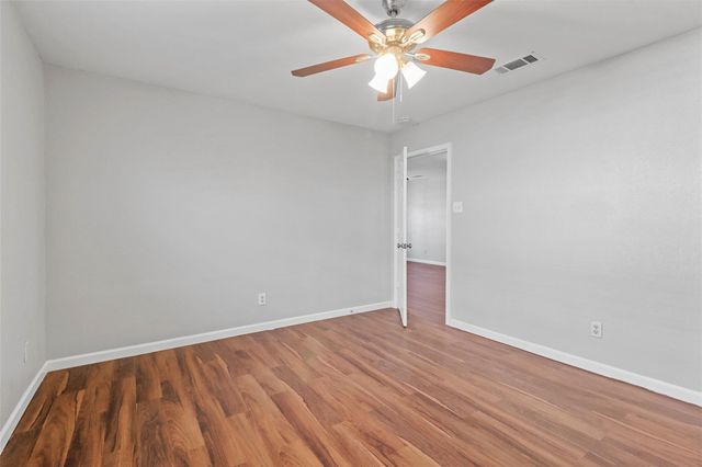 1716 Manor Garden, Greenville, TX 75401