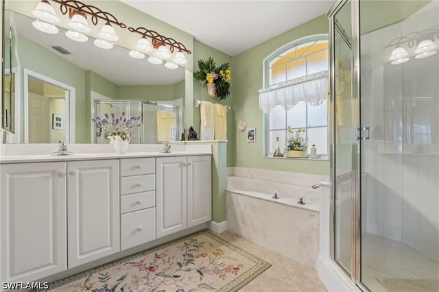 20201 Burnside PL 101, Estero, FL 33928