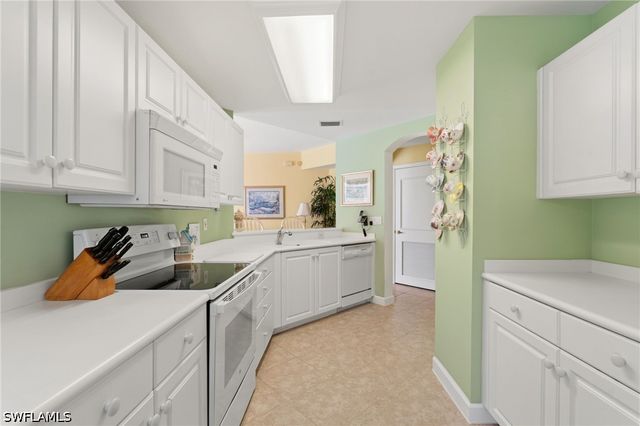 20201 Burnside PL 101, Estero, FL 33928