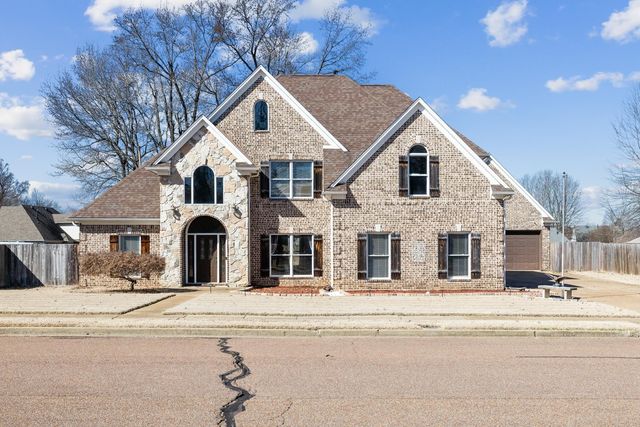 7011 ALDER WOOD DR, Millington, TN 38053