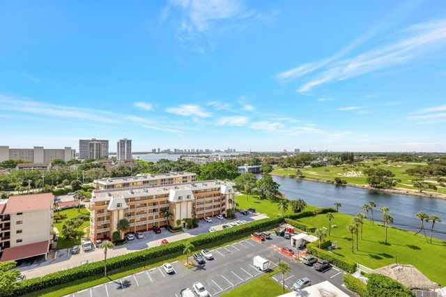 336 Golfview Road PH09, North Palm Beach, FL 33408