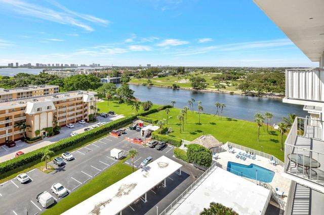 336 Golfview Road PH09, North Palm Beach, FL 33408