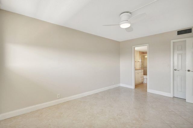 336 Golfview Road PH09, North Palm Beach, FL 33408
