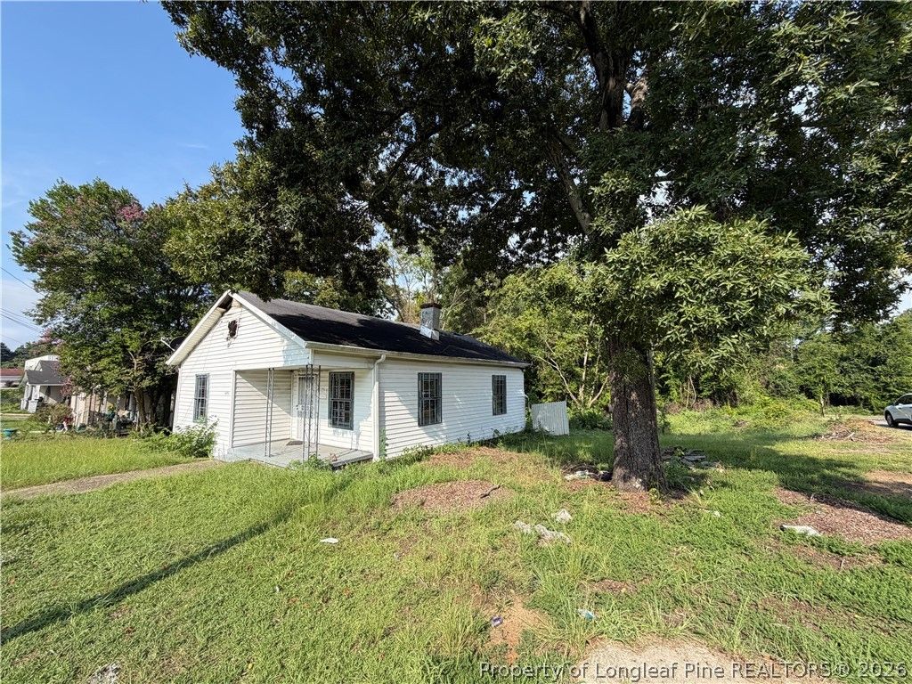 1030 Southern Avenue, Fayetteville, NC 28306 — exterior