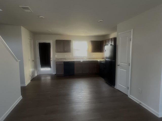 906 English Green Way, Woodruff, SC 29388