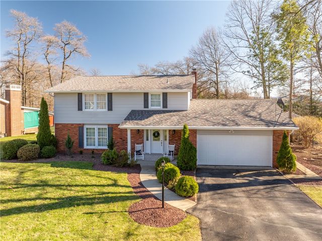 1106 Scenic Dr, Unity Twp, PA 15601