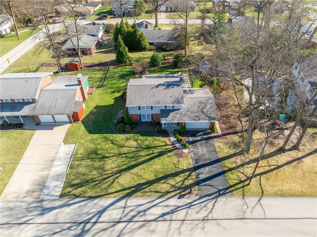1106 Scenic Dr, Unity Twp, PA 15601