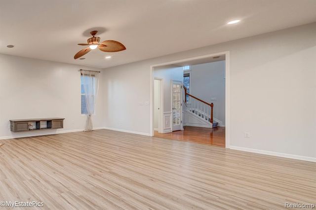 45101 Bartlett Drive, Novi, MI 48377