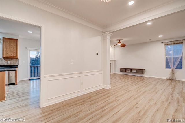45101 Bartlett Drive, Novi, MI 48377