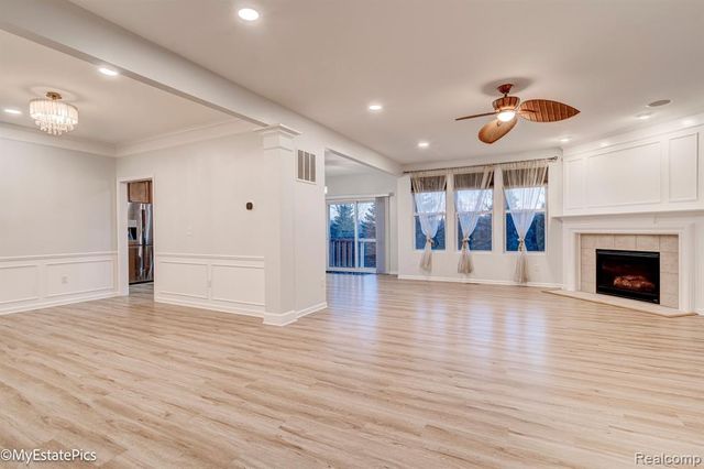 45101 Bartlett Drive, Novi, MI 48377